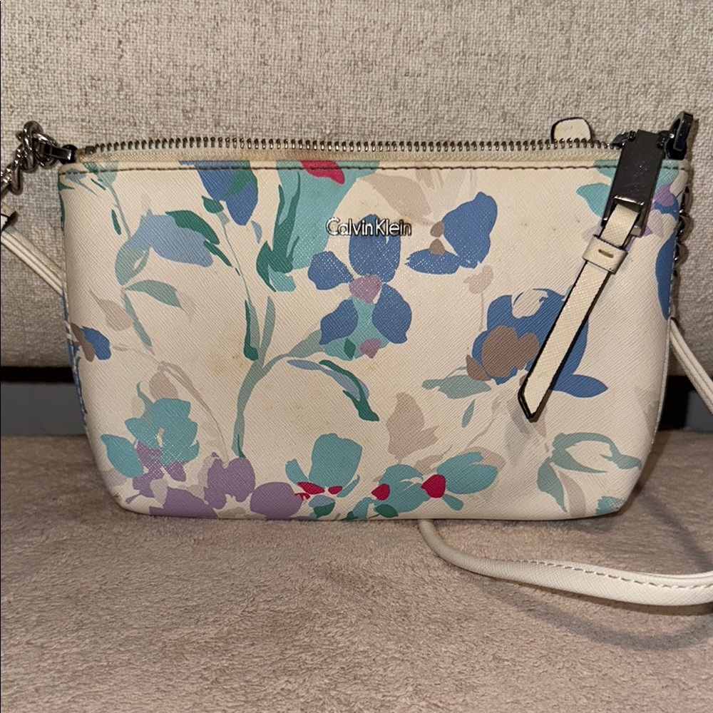 USED– Calvin Klein Cream and Blue Crossbody Bag with Floral Design